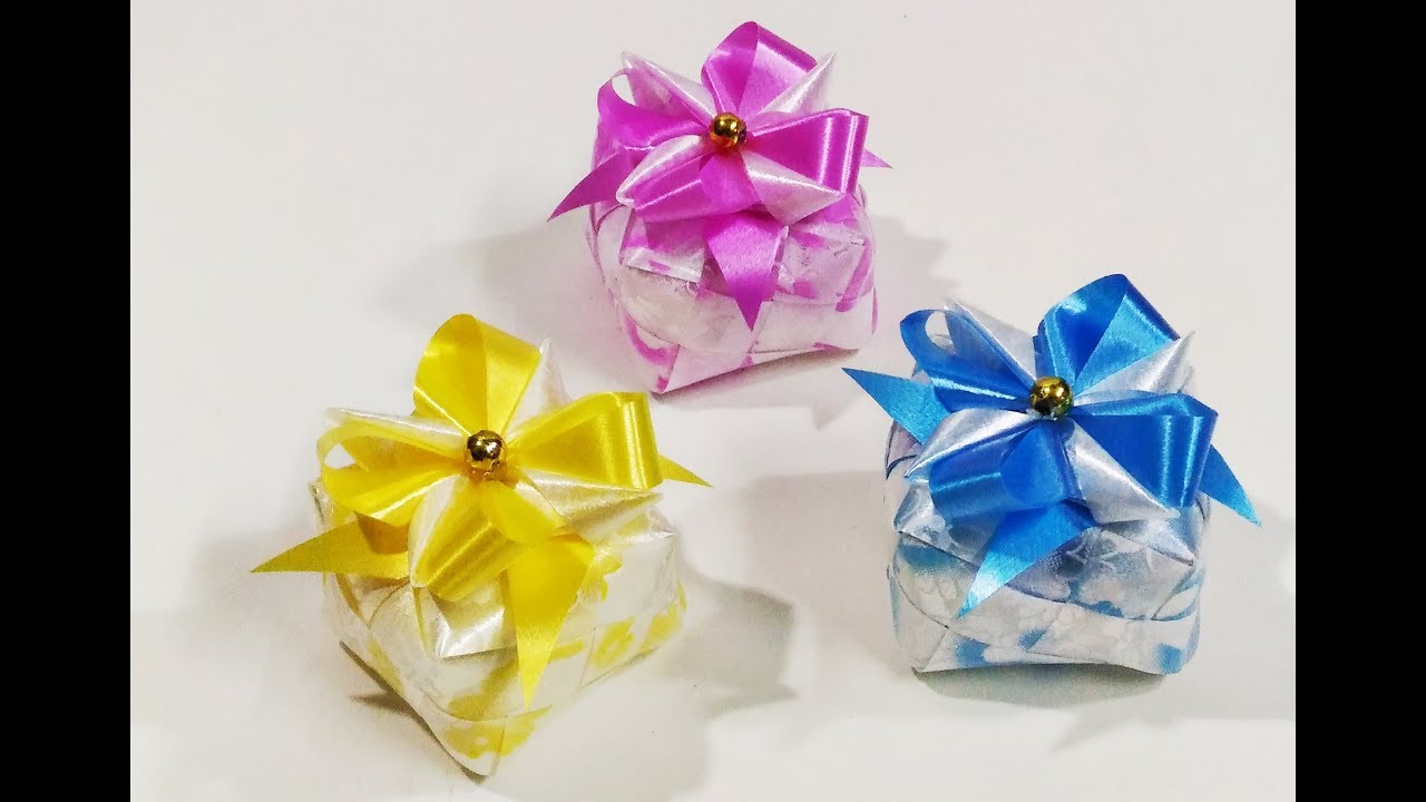 วิธีพับ เหรียญโปรยทานกล่องของขวัญ แบบที่ 2 (Gift-box)  - 108 Ribbon