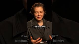 Star of #HouseOfTheDragon, #EmmaDArcy, talks on being the #nonbinary representation we need 💛