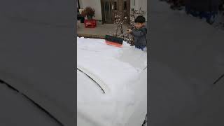 車の雪下ろしのお手伝い