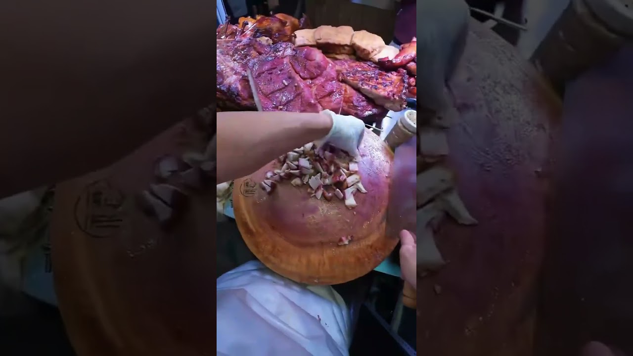 Make and sell grilled meat at a street stall to make money. 