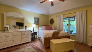 1042 Whirlaway Cir S