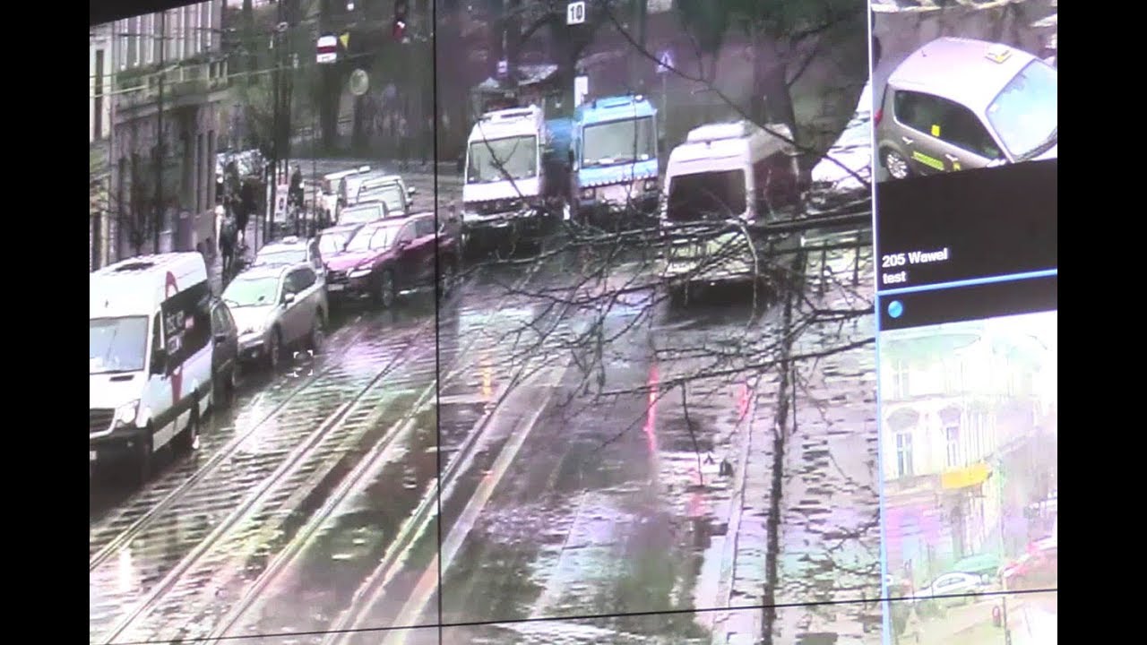 Awaria torowiska na skrzyżowaniu ul. Dominikańskiej i św. Gertrudy