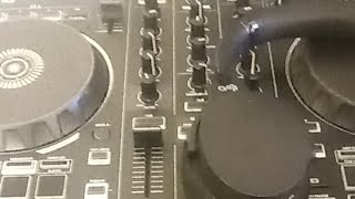 Download Lagu Mikey Zee (Slicer FX) Waves \u0026 Raves is live on the decks , MP3