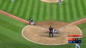 MIA@CLE: Ramirez plates two to tie it at 5 in the 9th