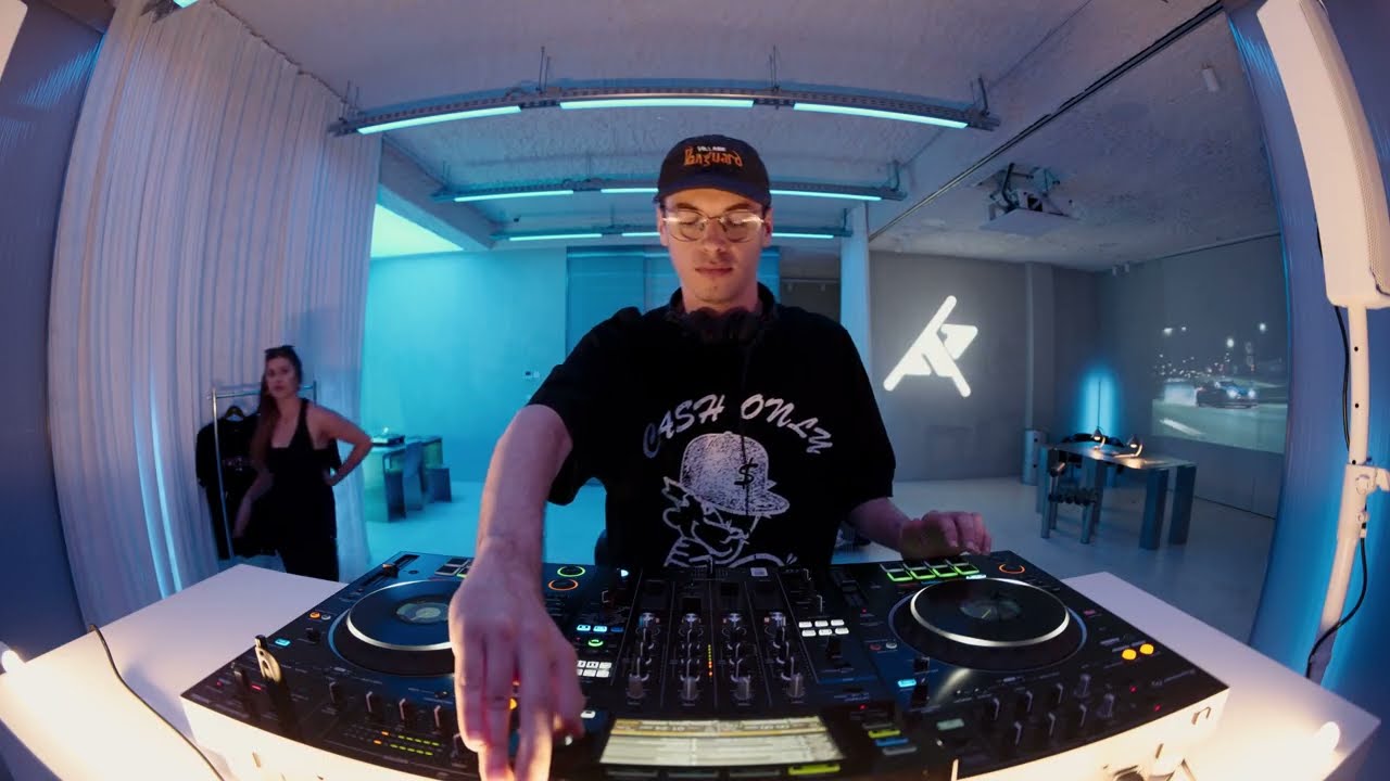 PM Sessions x RAPRAVE: Pura Pura