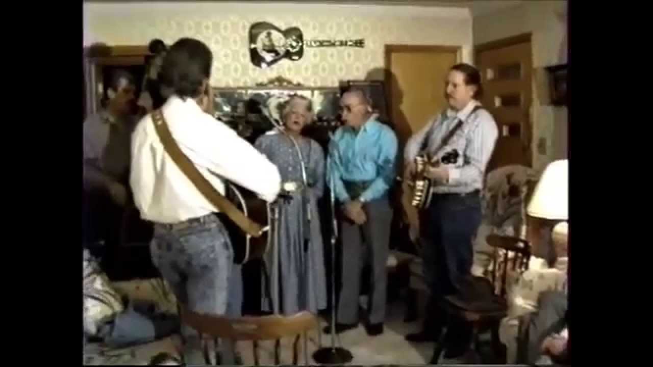 Grandpa and Ramona Jones; Gone Home Acordes Chordify