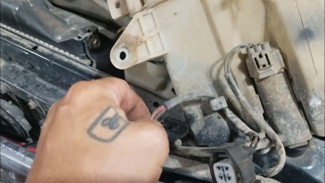 3rd gen 4runner. Washerjug relocate and sway bar bushing replacement