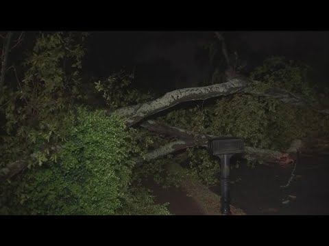 Tracking storm damage in metro Atlanta - YouTube