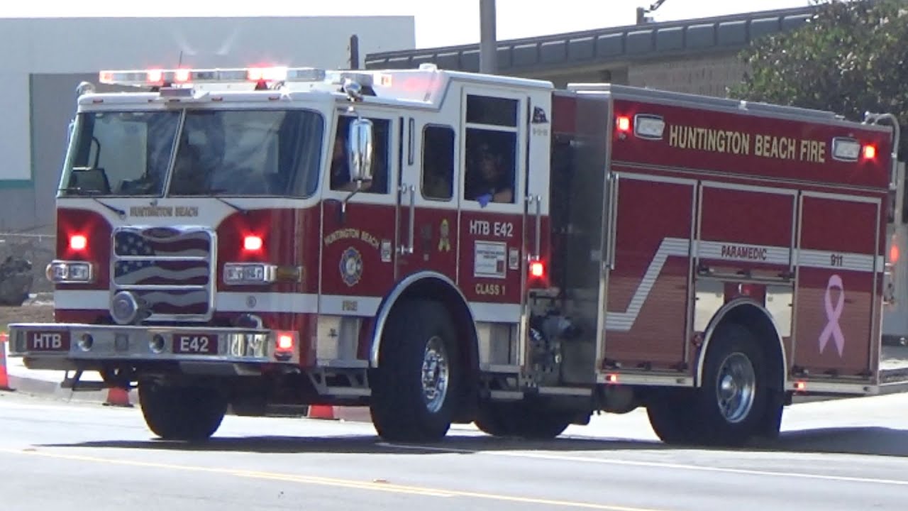 Huntington Beach Fire Department Engine 42 responding - YouTube