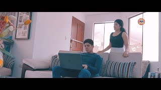 Video thumbnail of "Ahí un hombre llora - Los Tigres de la Cumbia | Vídeo Clip Oficial 2018 | Film By Xtrem Master"