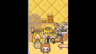 My family has glitter yellow hair and I have no glitter hair ❌?tocaboca tocalifeworld fypシ toca