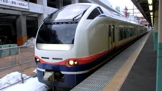 E653系1100番台　特急しらゆき号上越妙高行　新潟駅発車