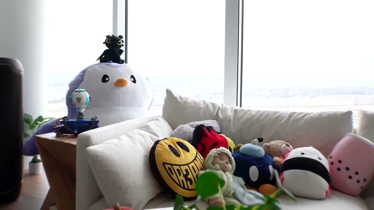 Clix gives an exclusive tour of his $6,000,000 Dallas Penthouse in new YouTube video 👀🔥