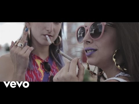 Fumando Hierba Video