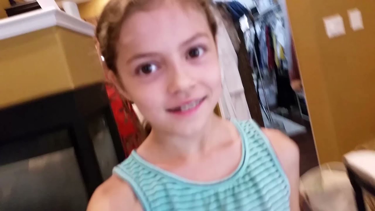 Get ready to be a flower girl with me! | Vlog