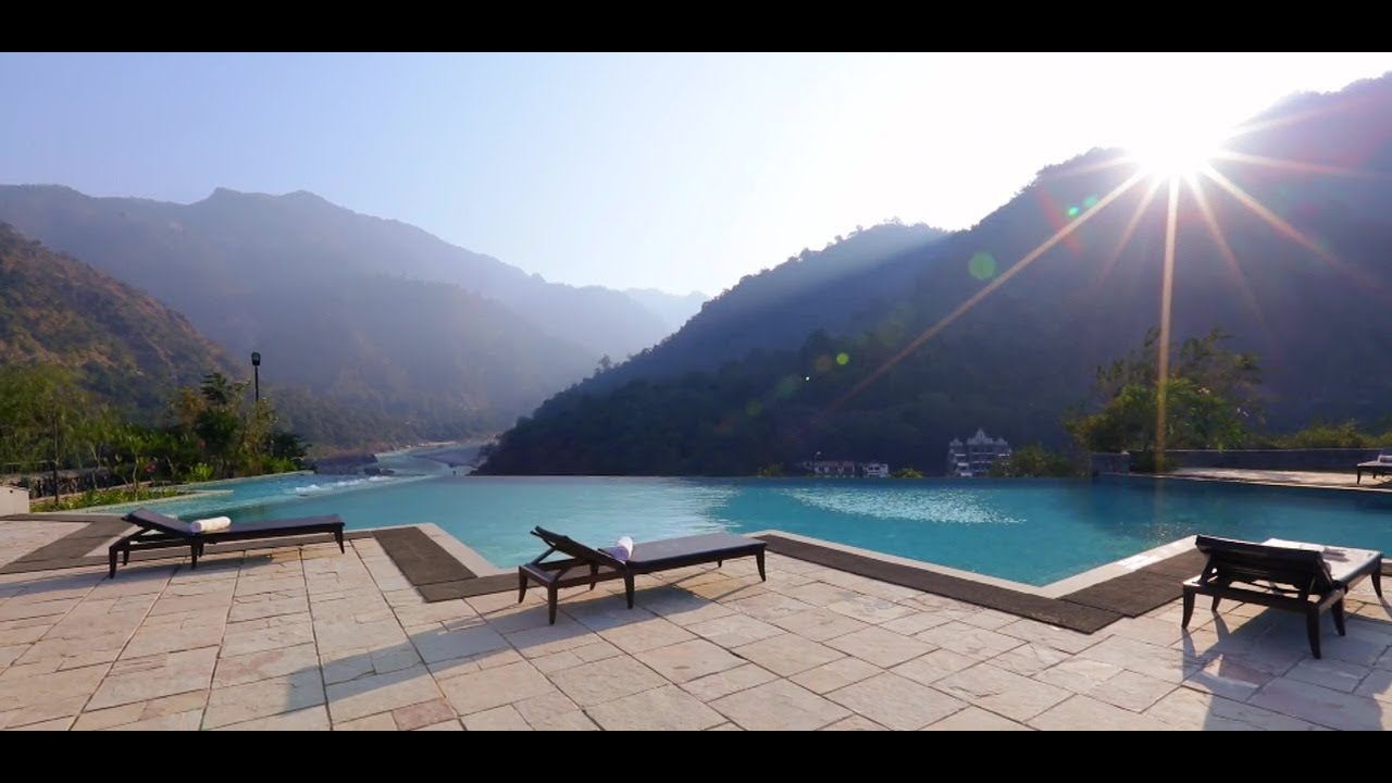 Luxury Hotels in Uttarakhand || Best Hotels in Uttarakhand || AANANDA HOLIDAYS