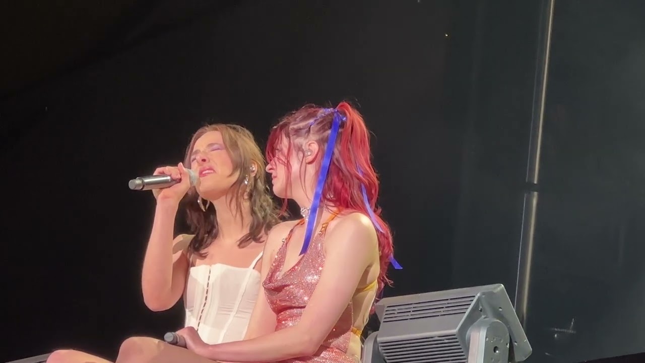 Lou-Adriane Cassidy et Ariane Roy "Ariane" Franco’s de Montreal 20 Juin, 2025