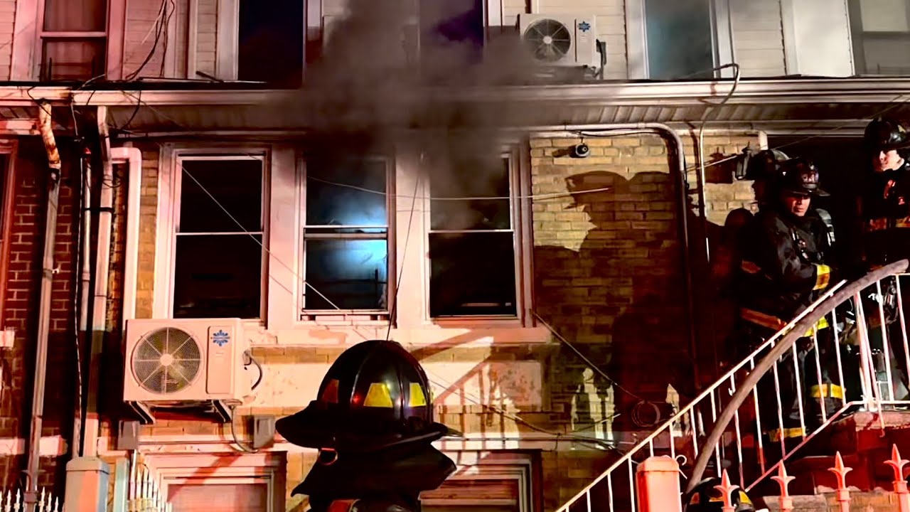 🌟 EARLY ARRIVAL 🌟 FDNY Bronx 10-75 Box 2865 Fire on the 1st Floor of a ...
