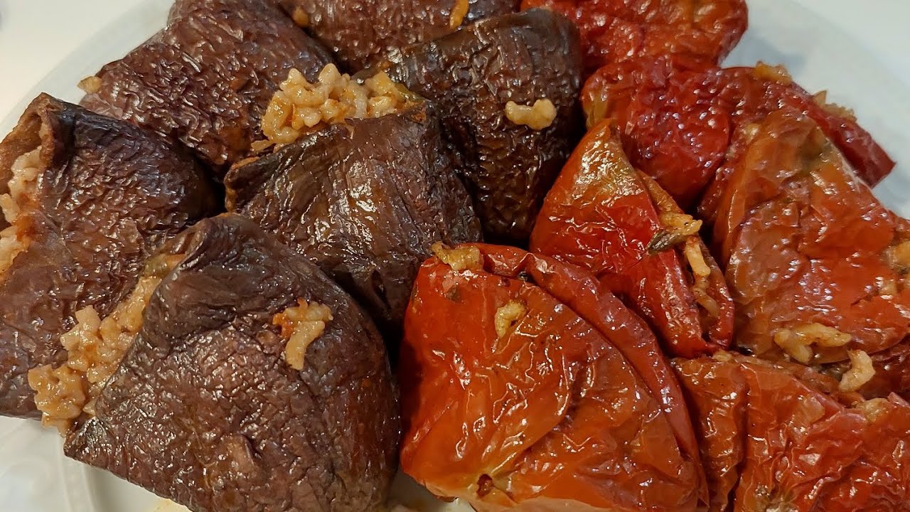 Kuru Patlıcan/Biber dolması ???? #dolmatarifi #zeytinyağlıdolma #yemektarifleri #lezzetli Kuru Patlıcan/Biber dolması ???? #dolmatarifi #zeytinyağlıdolma #yemektarifleri #lezzetli