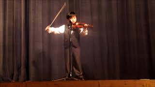 1041209 02 1：維多莉亞幼兒園耶誕晚會 均均小提琴表演