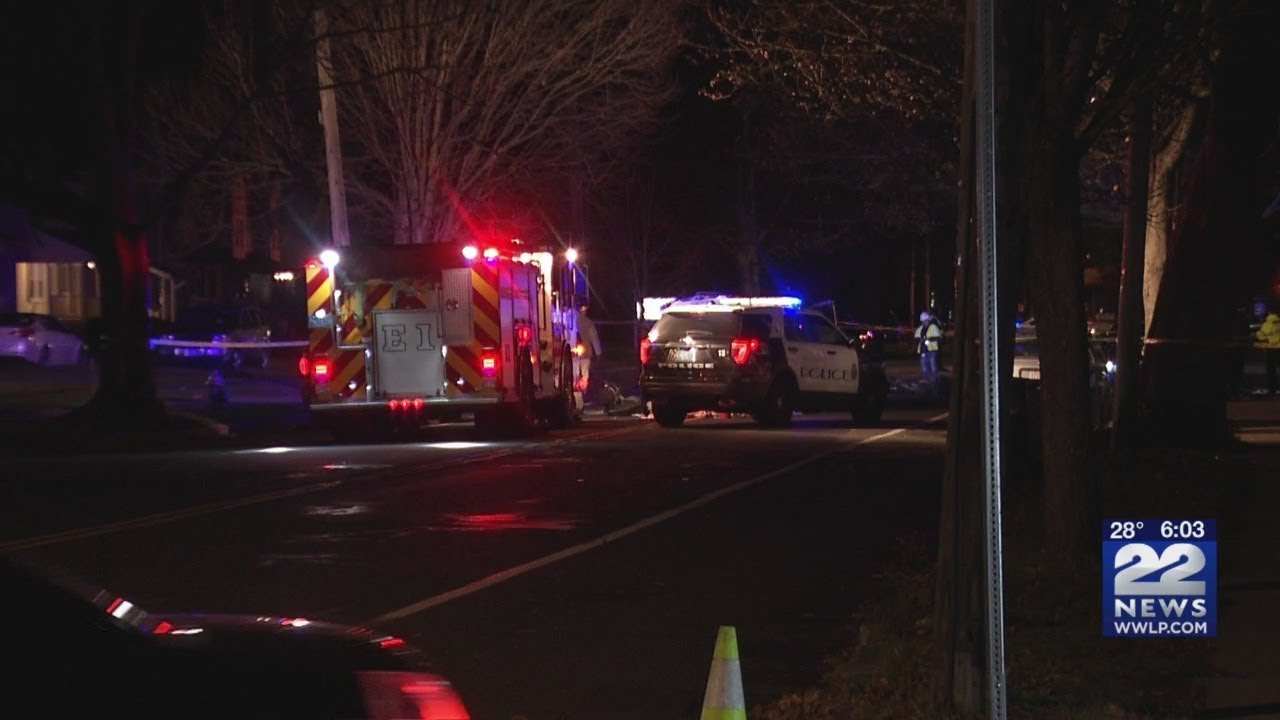 Main Street in West Springfield closed due to serious two-car crash