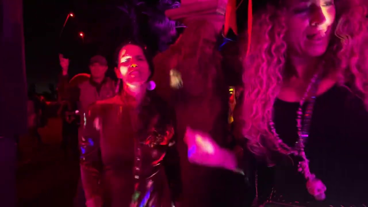 Santa Barbara Event DJ Scott Topper Productions - Best Santa Barbara Halloween  DJ Dance Party 