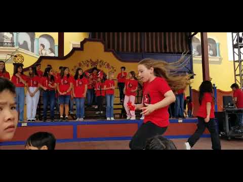 St. Columban School: Motown at Knott's Berry Farm 05/03/2022