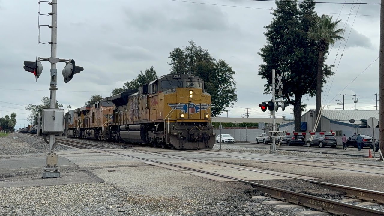 Union Pacific trains in Ontario,CA 
