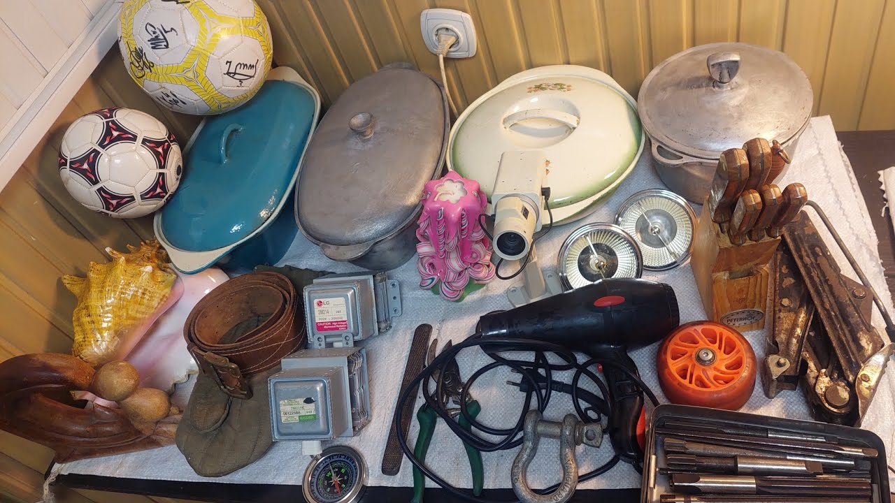 2 интересных мяча, 100-летний рапан, крутая свеча, компас ... Это и не ...