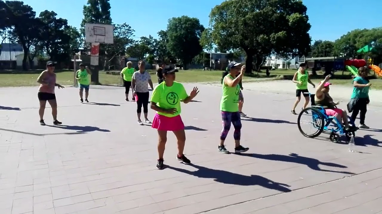 PASITO TUN TUN ( COREO AL AIRE LIBRE)