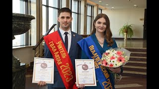 «Вести Алтай»  Учителя истории и физкультуры победили в краевых конкурсах «Учитель года» и «Педагог