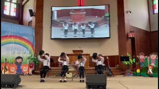 'musical chair'dance.how beautiful.