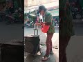 Pak Ateng pengamen #pengamenviral #pengamenjalanan #shortsvideo #beranda #musikhiburan