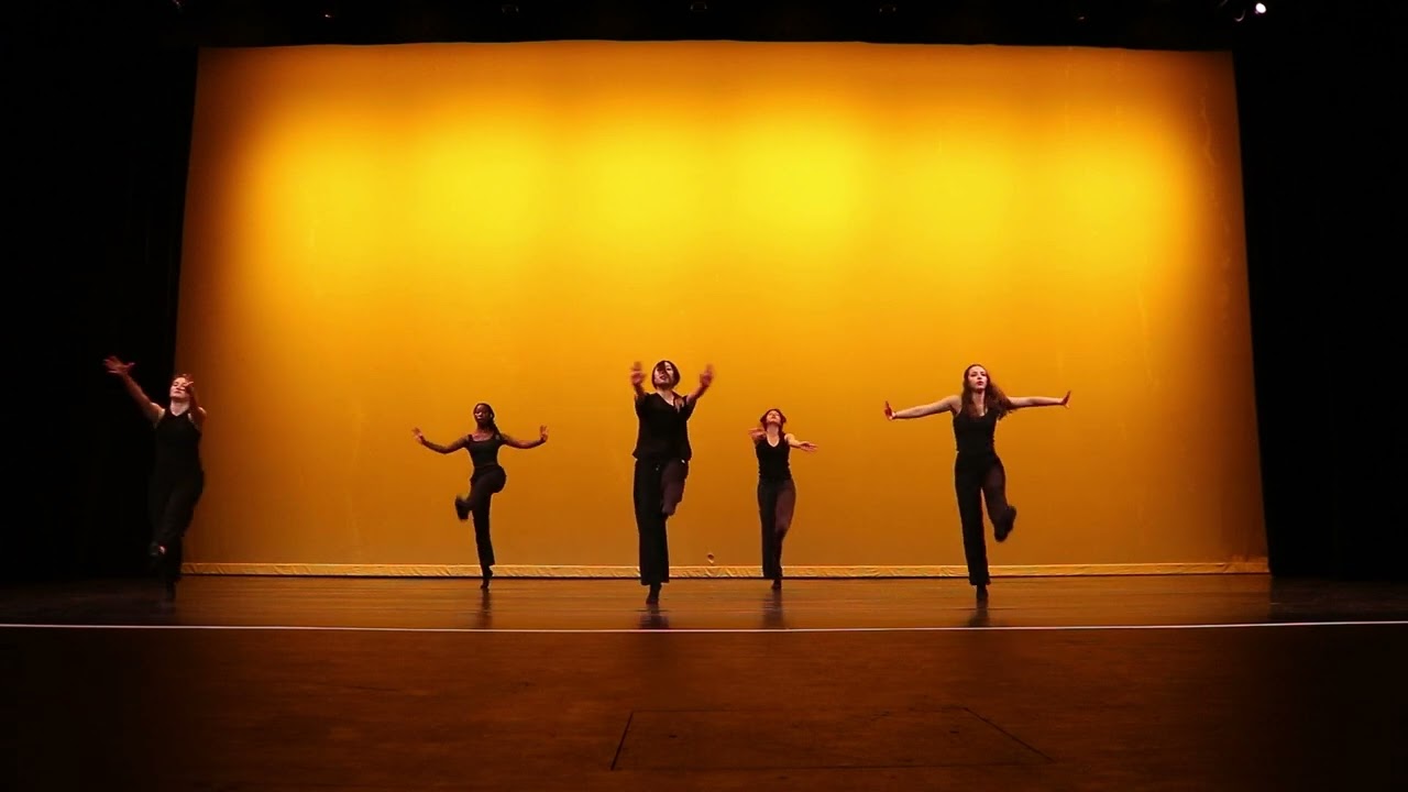 Tekstyles | doomsday by Lizzy McAlpine | Contemporary