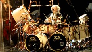 Download Lagu Mike Terrana plays Mozart MP3