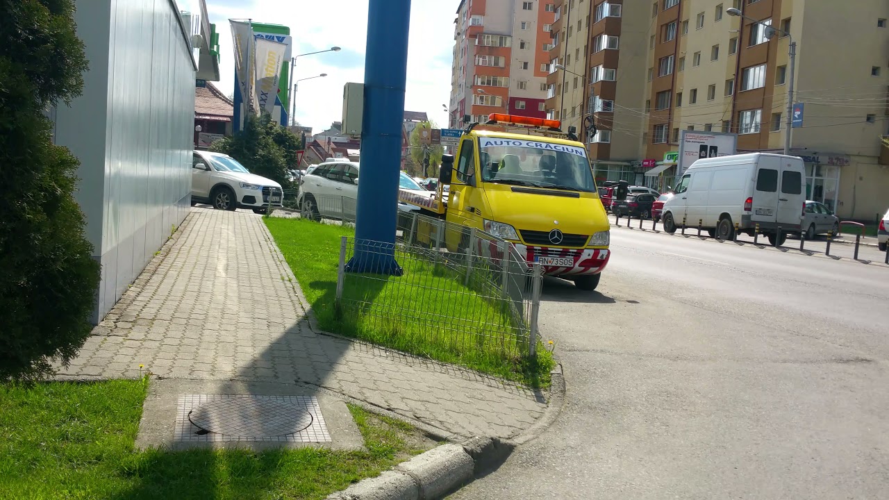 no safety equipment on a construction site in Romania