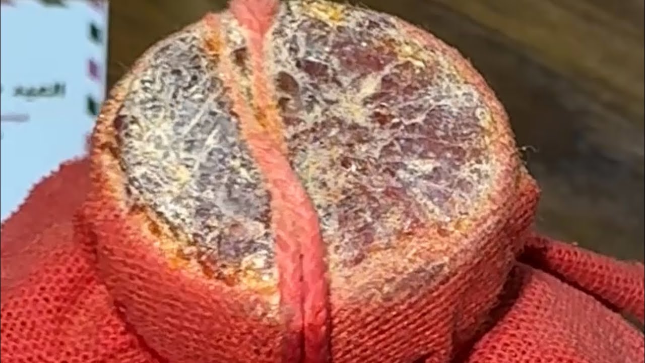 عنبر أبو شاهين قديم جدا عمره حوالي 50 سنه عبق الماضي في ميسم الورد الطائفي 00966568079226