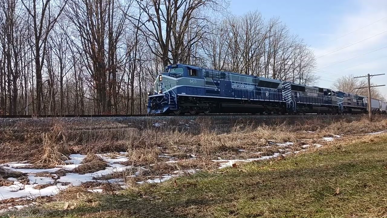 2/17/26 sb lsrc 6453 6435 6451(extended approach) and nb lsrc 6451 running long hood forward clio