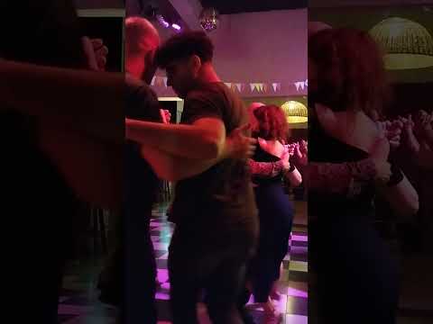 Viernes de la Mor (La mordidita Tango)