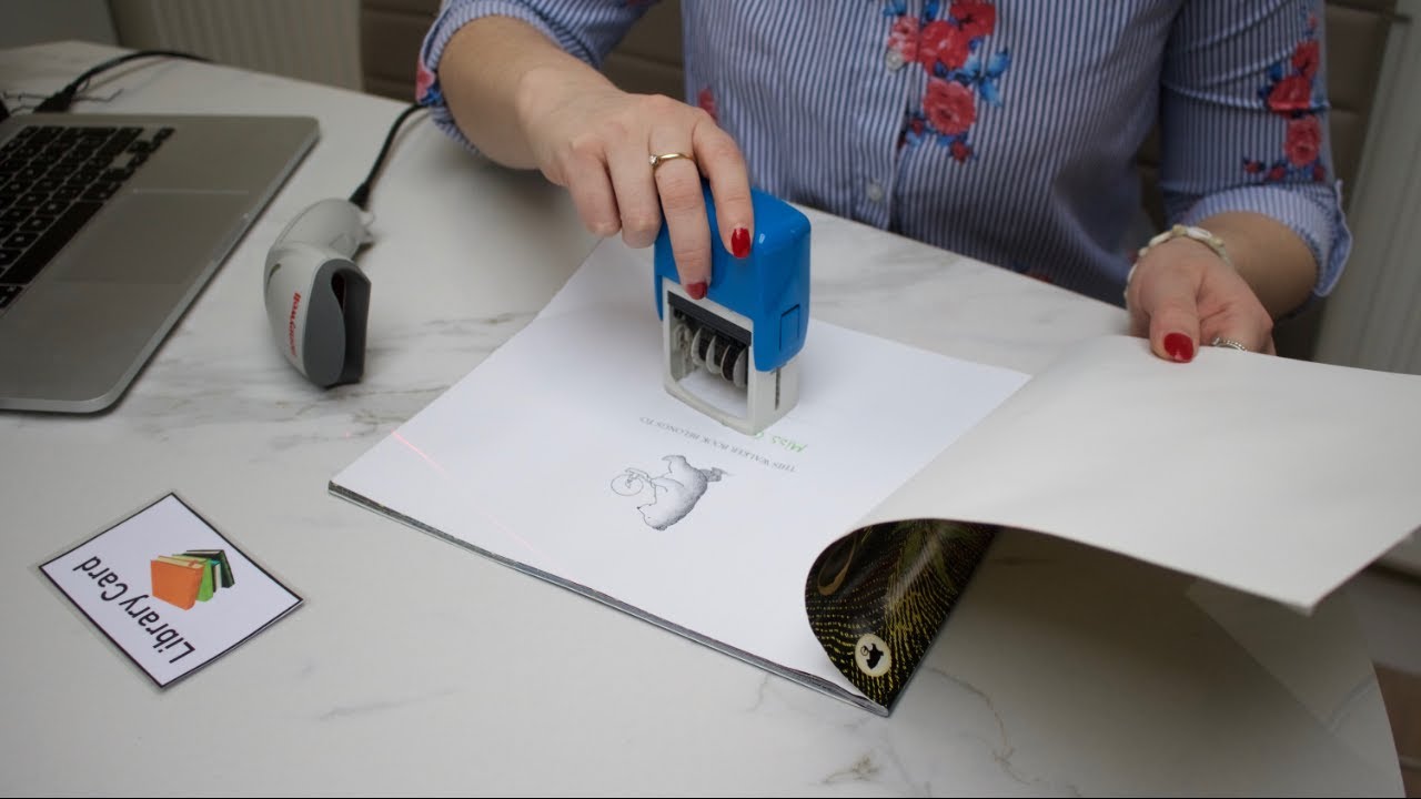 ASMR Library Roleplay (Stamping, Typing, Scanning, Page Turning ...