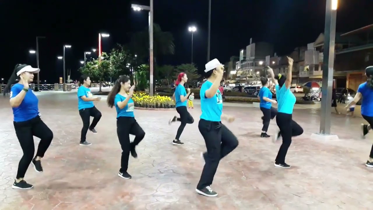 โบว์แดงแสลงใจ