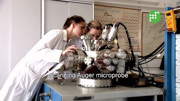 Surface treatment and functionalization of biopolymers for improvement of wound dressings