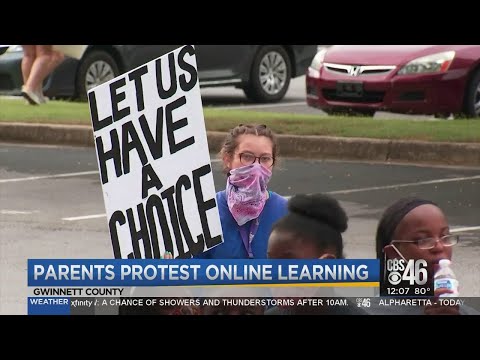 Parents in Gwinnett County protest online learning