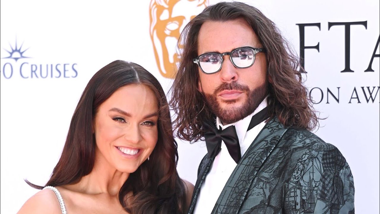 Vicky Pattison’s Sweet Friendship with Pete Wicks 🤝 Geordie Shore Star Joins Strictly Come Dancing