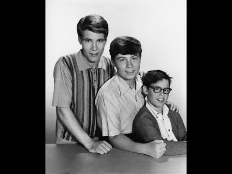 Splat From The Past #1980- Stanley Livingston - YouTube