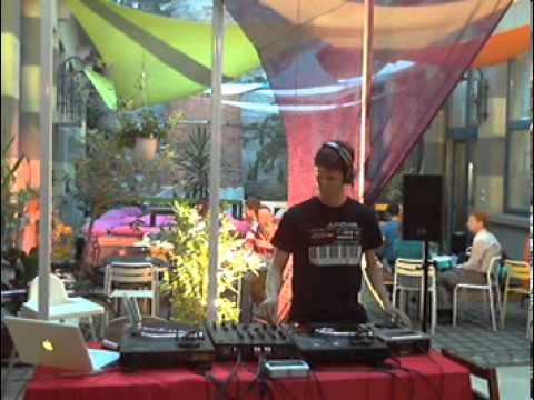 Surrounded by Nature: RoyalVic b2b Peter Bernath - RTS.FM.170712