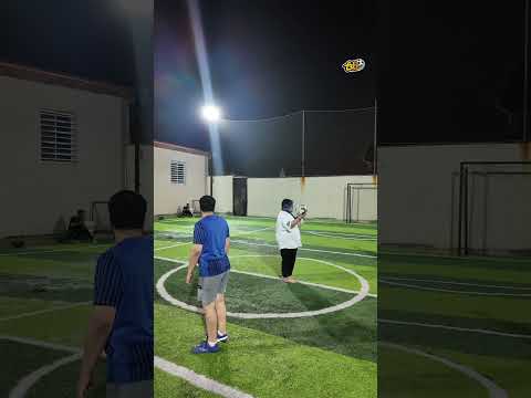 تحدي البطة الجزء الثاني 😂😂#تحديات_كرة_القدم #كرة_قدم #football #تحديات #العارضة