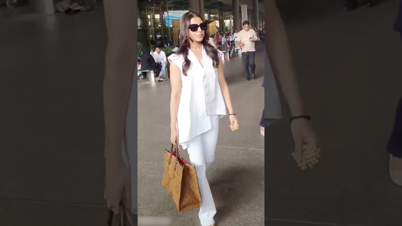 Actress Samantha Spotted @ Mumbai Airport | iview entertainments