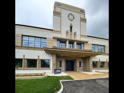 The refurbishment of the old Kelso High School, now Poynder Apartments