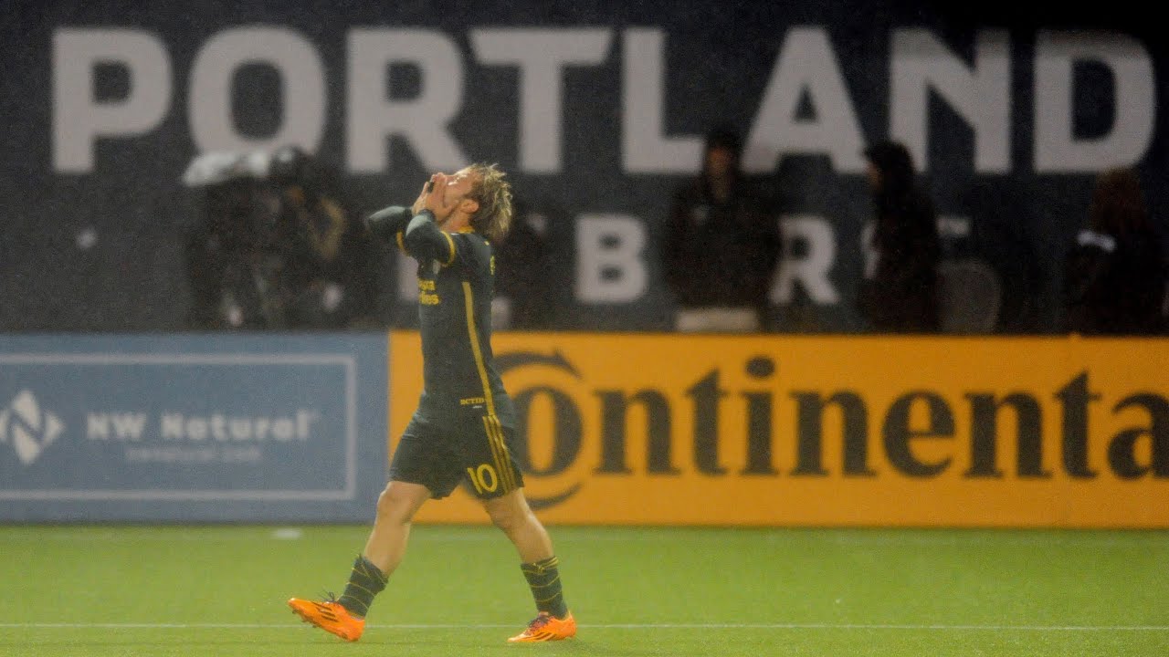 Gastón Fernández's equalizer | Match Highlight